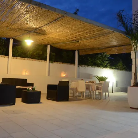 Leca's House A 100m Dal Mare Apartment Gagliano del Capo