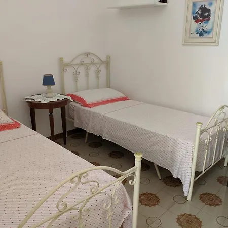 Leca's House A 100m Dal Mare Apartment Gagliano del Capo