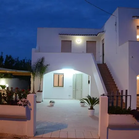 Leca's House A 100m Dal Mare Gagliano del Capo